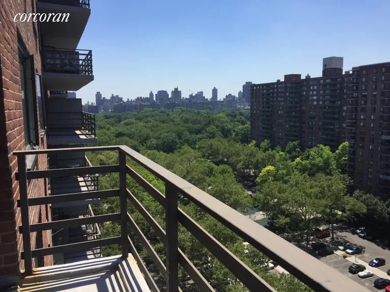 New York City Real Estate | View 392 Central Park West, 17C | room 3 | View 4
