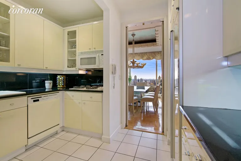 New York City Real Estate | View 1 Central Park West, 42B | Kitchen | View 11