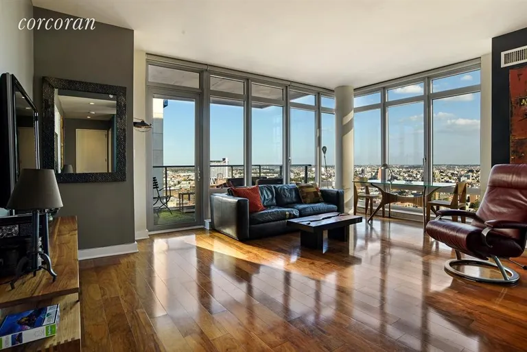 New York City Real Estate | View 2 Northside Piers, 25M | 2 Beds, 2 Baths | View 1