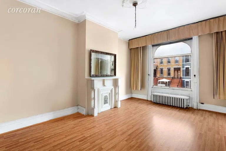 New York City Real Estate | View 100 Moffat Street | room 4 | View 5