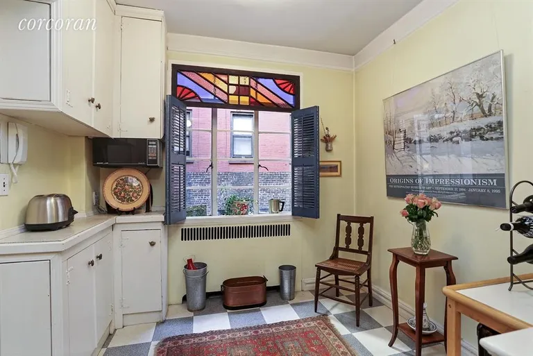 New York City Real Estate | View 161 East 88th Street, 4D | Kitchen / Breakfast Room | View 3