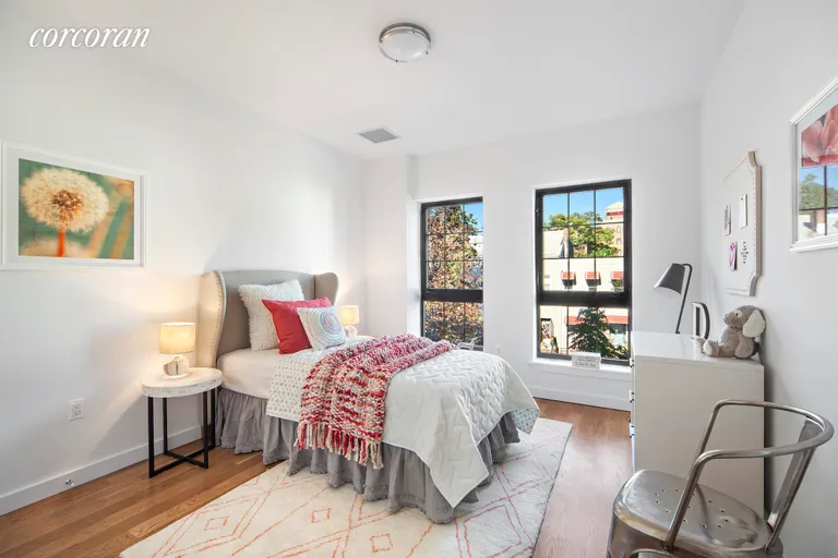 New York City Real Estate | View 432 10th Street, 2 | Generous secondary bedrooms  | View 8