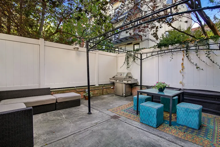 New York City Real Estate | View 255 6th Avenue, 1 | Back Yard | View 3