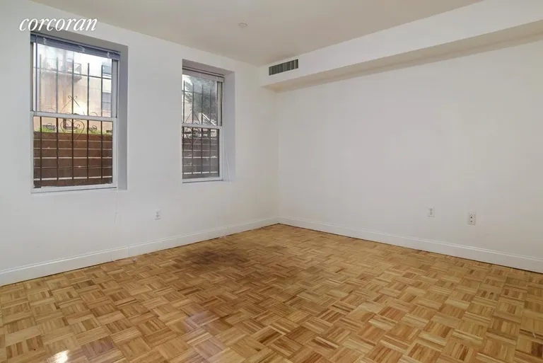 New York City Real Estate | View 28 Maujer Street, 2 | room 4 | View 5