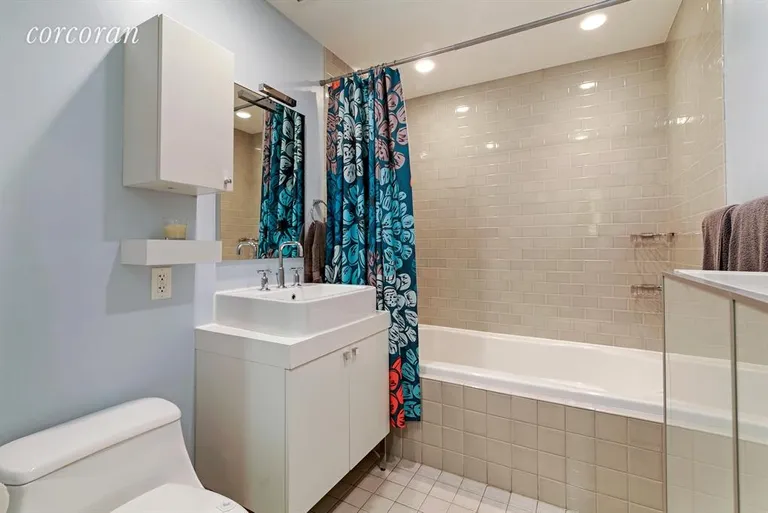 New York City Real Estate | View 401 10th Street, Garden | Bathroom -1st Floor | View 7