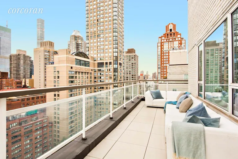 New York City Real Estate | View 200 East 66th Street, PH D2102 | room 11 | View 12