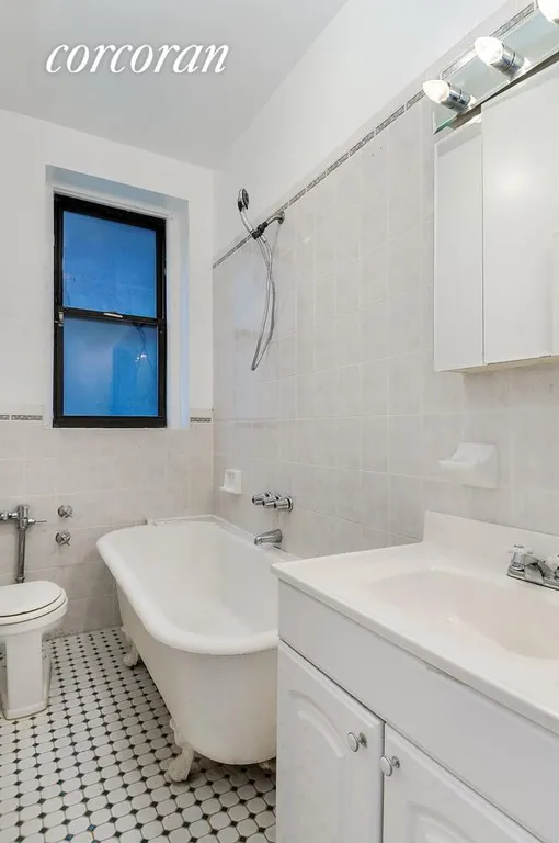 New York City Real Estate | View 238 West 106th Street, 1C | room 3 | View 4