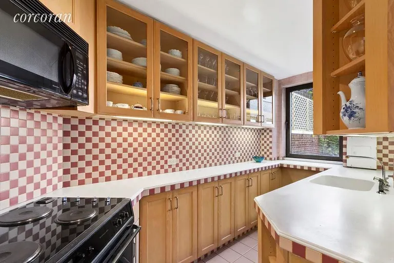 New York City Real Estate | View 19 East 88th Street, 9D | Spacious Kitchen with Tremendous Storage  | View 4
