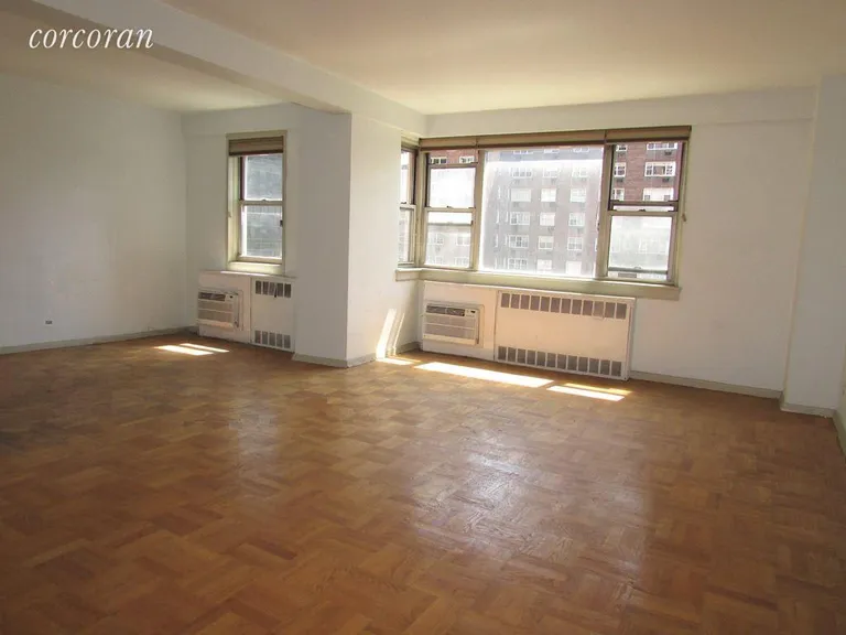 New York City Real Estate | View 30 West 60th Street, 9V | 1 Bed, 1 Bath | View 1