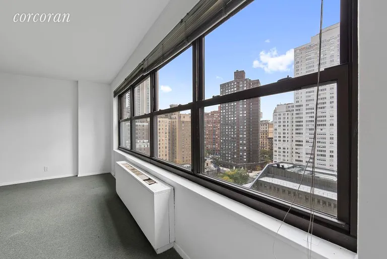 New York City Real Estate | View 170 West End Avenue, 16C | 05 | View 2