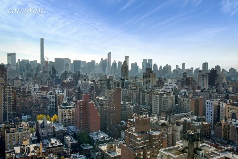 New York City Real Estate | View 171 East 84th Street, 32E | room 6 | View 7
