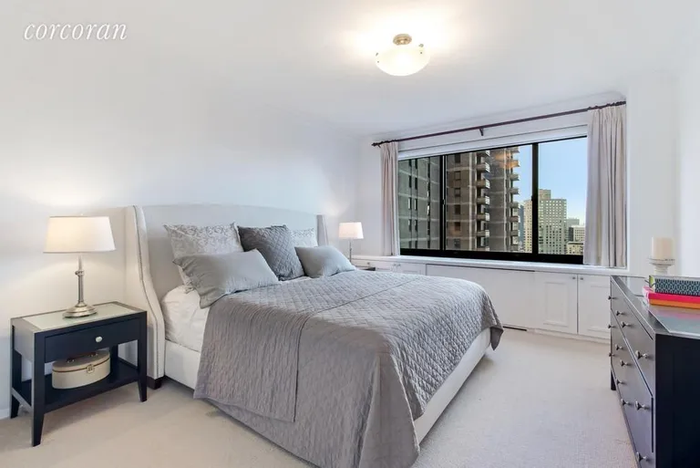 New York City Real Estate | View 50 East 89th Street, 23B | room 2 | View 3