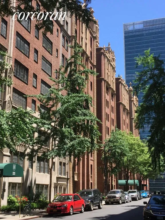 New York City Real Estate | View 321 East 43rd Street, 505-506 | Tudor City beauty close to Grand Central | View 10