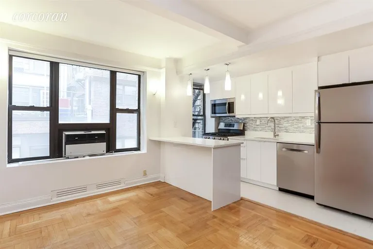 New York City Real Estate | View 111 East 88th Street, 6D | Kitchen/Dining | View 4