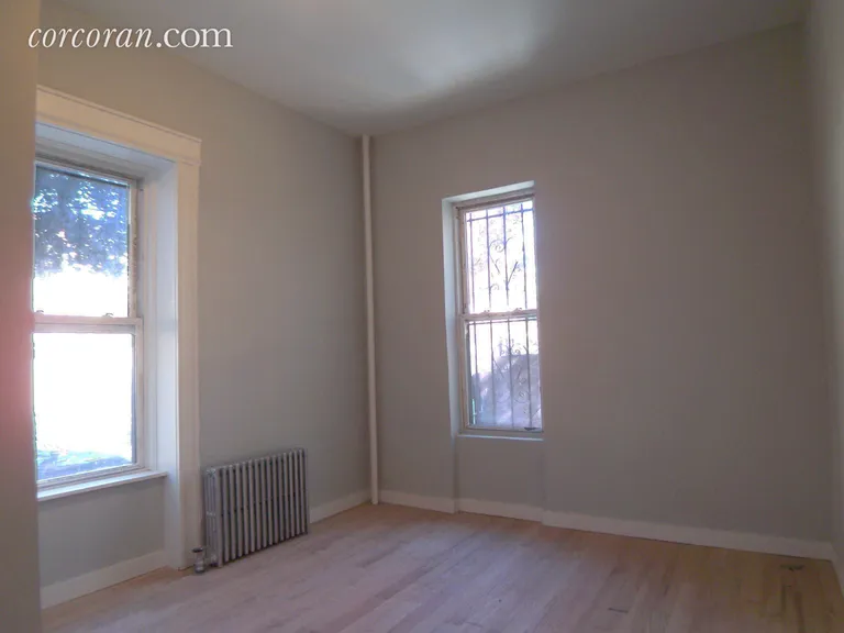 New York City Real Estate | View 1 Saint Francis Place, 1 | room 3 | View 4