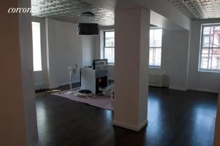 New York City Real Estate | View 240 East Houston Street, 3B | room 10 | View 11