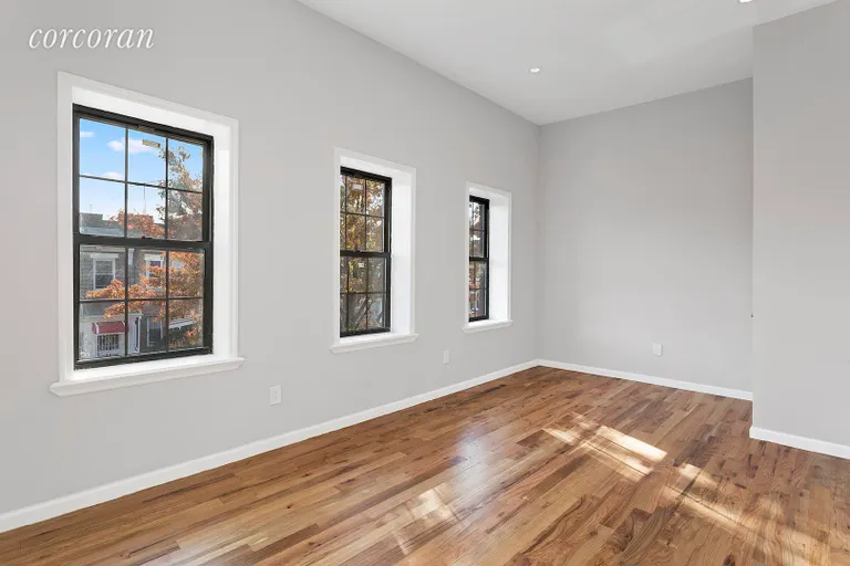 New York City Real Estate | View 17 Adler Place | room 2 | View 3