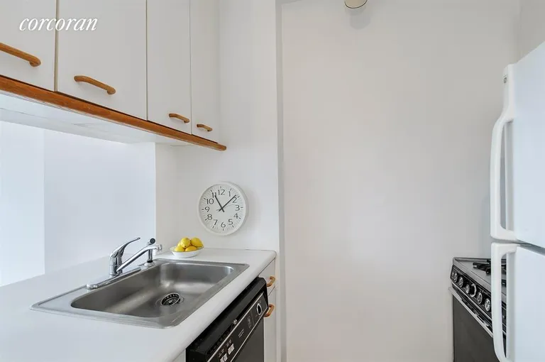 New York City Real Estate | View 350 West 50th Street, 35A | Kitchen | View 4