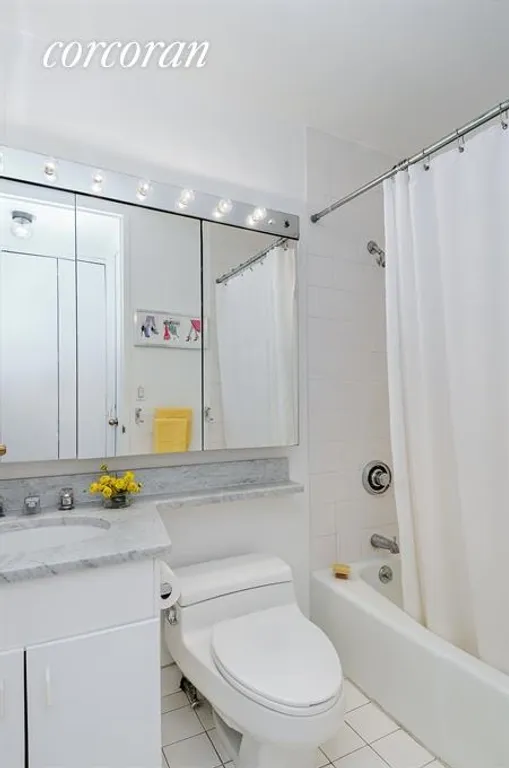 New York City Real Estate | View 350 West 50th Street, 35A | Bathroom | View 5