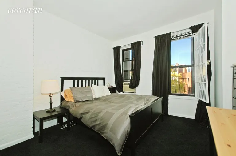 New York City Real Estate | View 343 East 92Nd Street, #5R | room 2 | View 3