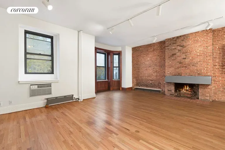 New York City Real Estate | View 29 West 82nd Street, B | Spacious living area | View 2