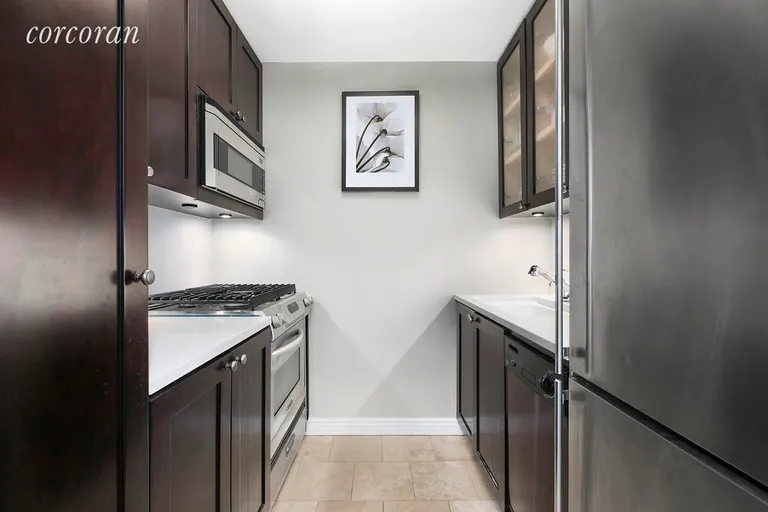 New York City Real Estate | View 123 East 75th Street, 3C | Fully Equipted Kitchen with High-End Appliances | View 4