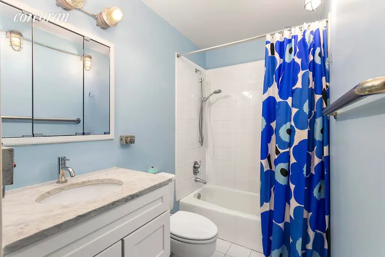 New York City Real Estate | View 99 Reade Street, 5E | Soothing 2nd bath with an industrial feel | View 7