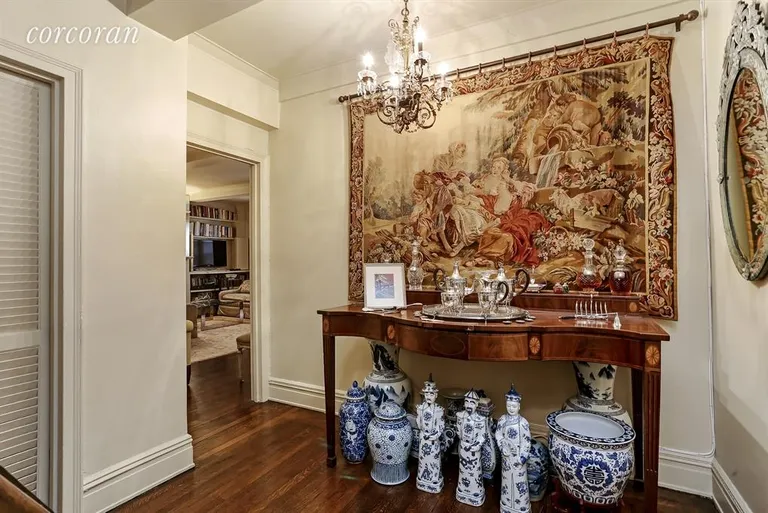 New York City Real Estate | View 419 East 57th Street, 14D | Foyer | View 7