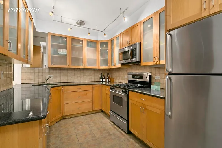 New York City Real Estate | View 12 West 96th Street, 2B | room 3 | View 4