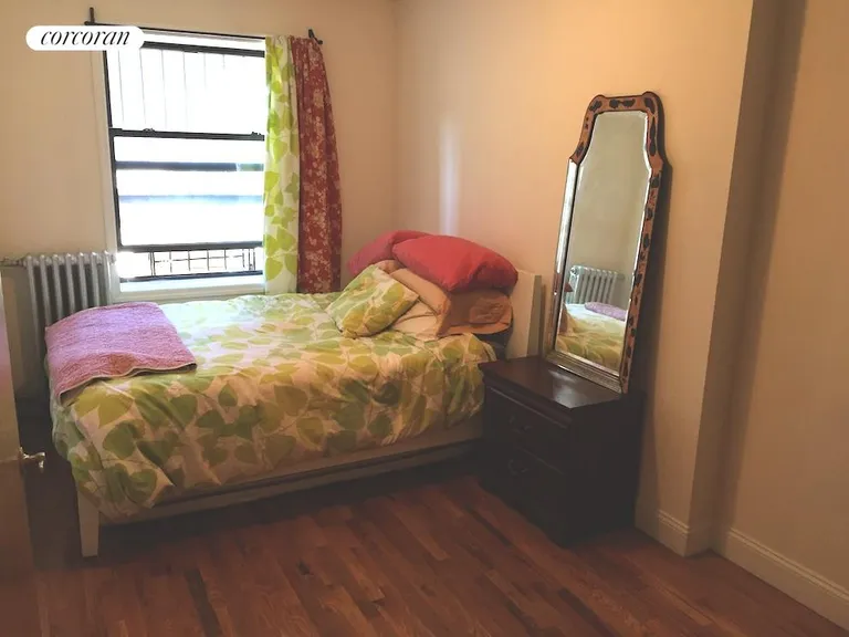 New York City Real Estate | View 306 Saint James Place, 1 | room 3 | View 4
