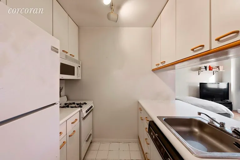 New York City Real Estate | View 393 West 49th Street, 4KK | room 2 | View 3