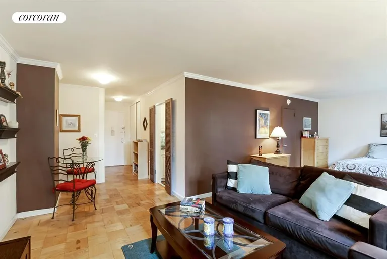 New York City Real Estate | View 160 West End Avenue, 5A | Spacious Living, Dining & Sleeping Areas | View 4