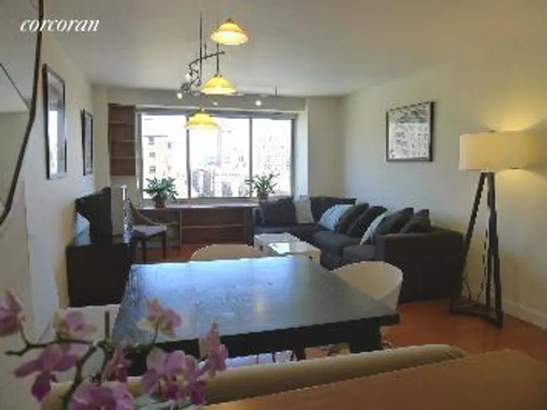 New York City Real Estate | View 392 Central Park West, 11V | Spacious Living Room | View 2