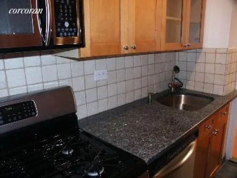 New York City Real Estate | View 392 Central Park West, 11V | Beautiful Granite | View 4