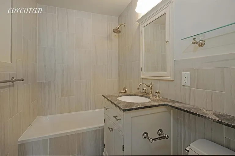 New York City Real Estate | View 575 Main Street, 604 | room 2 | View 3