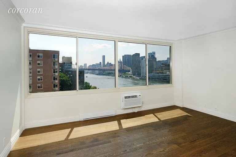 New York City Real Estate | View 575 Main Street, 1004 | room 1 | View 2