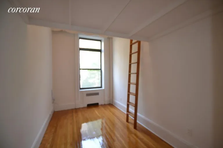 New York City Real Estate | View 318 West 88th Street, 2A | Plenty of natural light | View 2