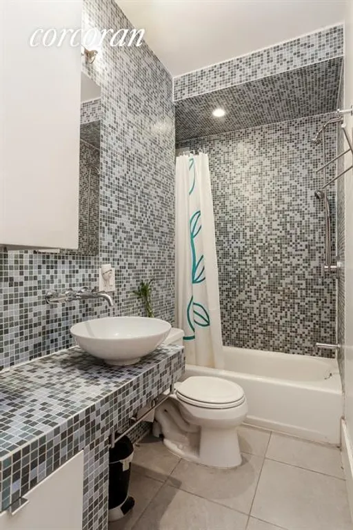 New York City Real Estate | View 175 Claremont Avenue, 56 | Bathroom | View 4