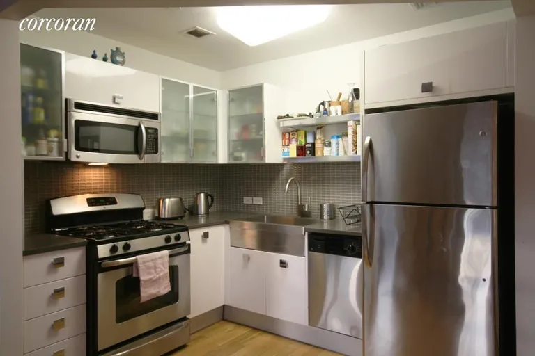 New York City Real Estate | View 318 Knickerbocker Avenue, 2G | room 3 | View 4