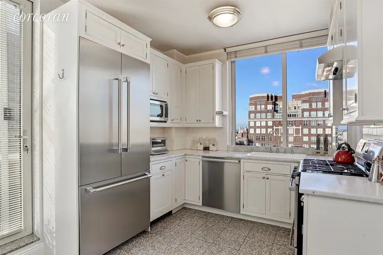 New York City Real Estate | View 170 East 87th Street, EPH2B | Kitchen | View 3
