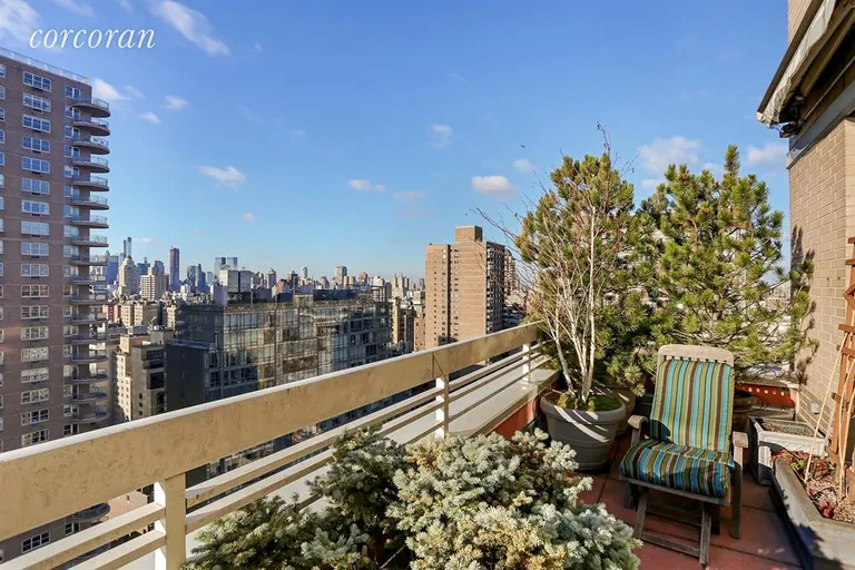 New York City Real Estate | View 170 East 87th Street, EPH2B | Location 2 | View 11