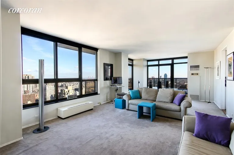 New York City Real Estate | View 100 United Nations Plaza, 48A-PH | Extra Large Living Room/Ceiling Height over 9 Feet | View 2
