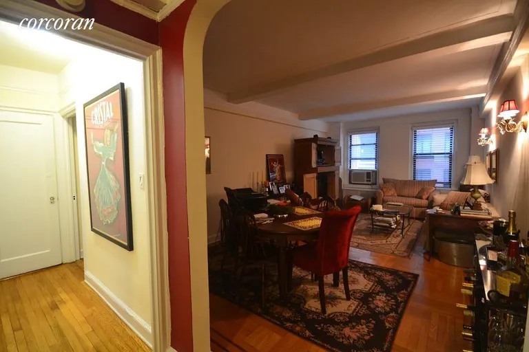 New York City Real Estate | View 201 West 77th Street, 4F | room 2 | View 3
