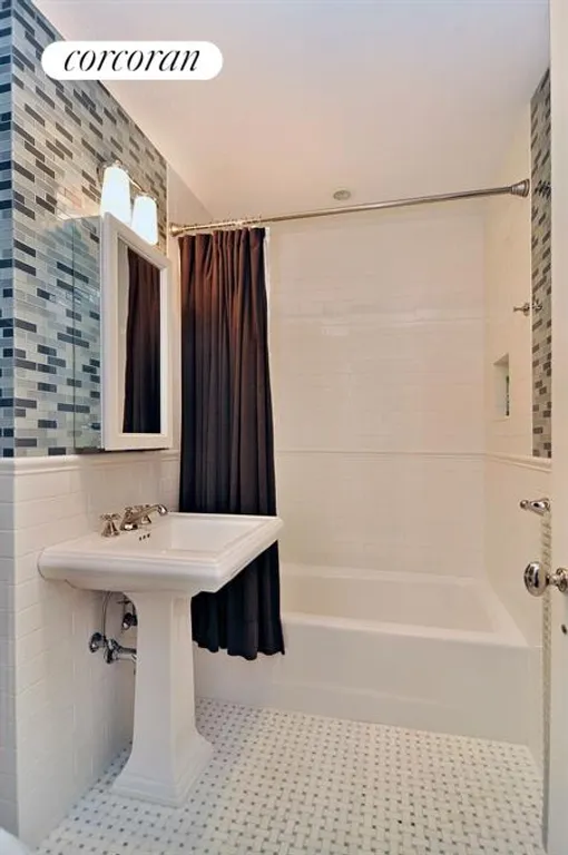 New York City Real Estate | View 215 West 88th Street, 12E | Well-appointed 2nd full bathroom | View 8