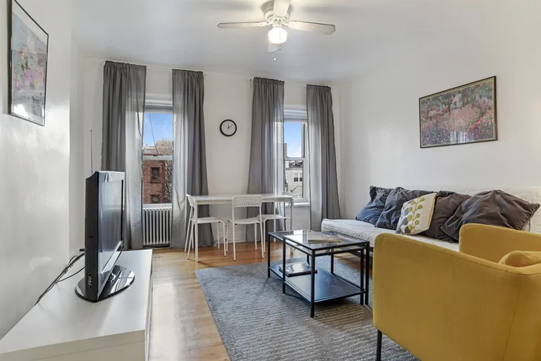 New York City Real Estate | View 79A Clermont Avenue, 3 | 1 Bed, 1 Bath | View 1
