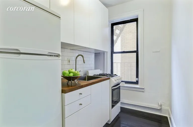 New York City Real Estate | View 125 Eastern Parkway, 4K | Freshly renovated... | View 4