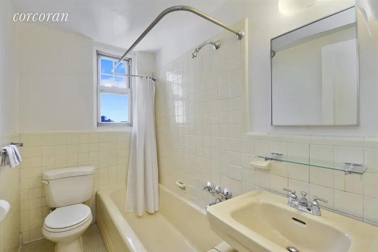 New York City Real Estate | View 200 Cabrini Boulevard, 95 | Bathroom | View 4