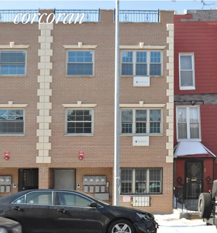 New York City Real Estate | View 207 Palmetto Street, 2 | room 5 | View 6
