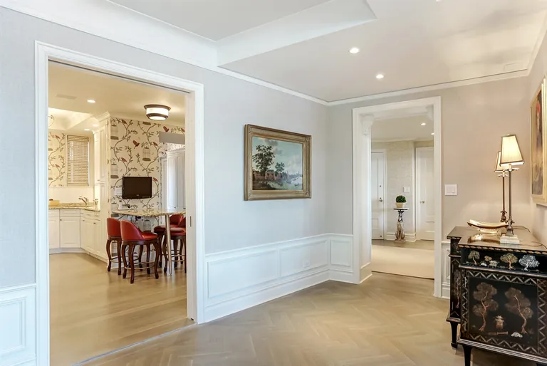 New York City Real Estate | View 33 Riverside Drive, 13AB | Custom millwork, sound system & window treatments | View 7