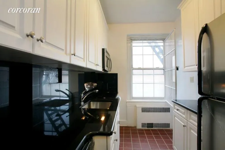 New York City Real Estate | View 225 Sterling Place, 2M | room 2 | View 3